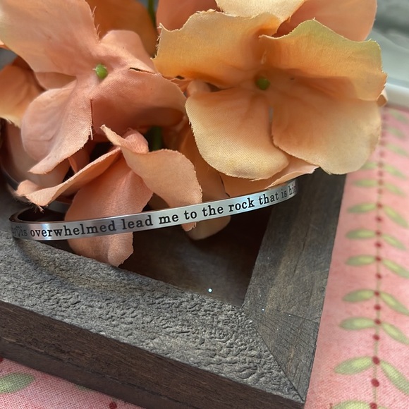 JBloom Uptown Bangle - Picture 4 of 4